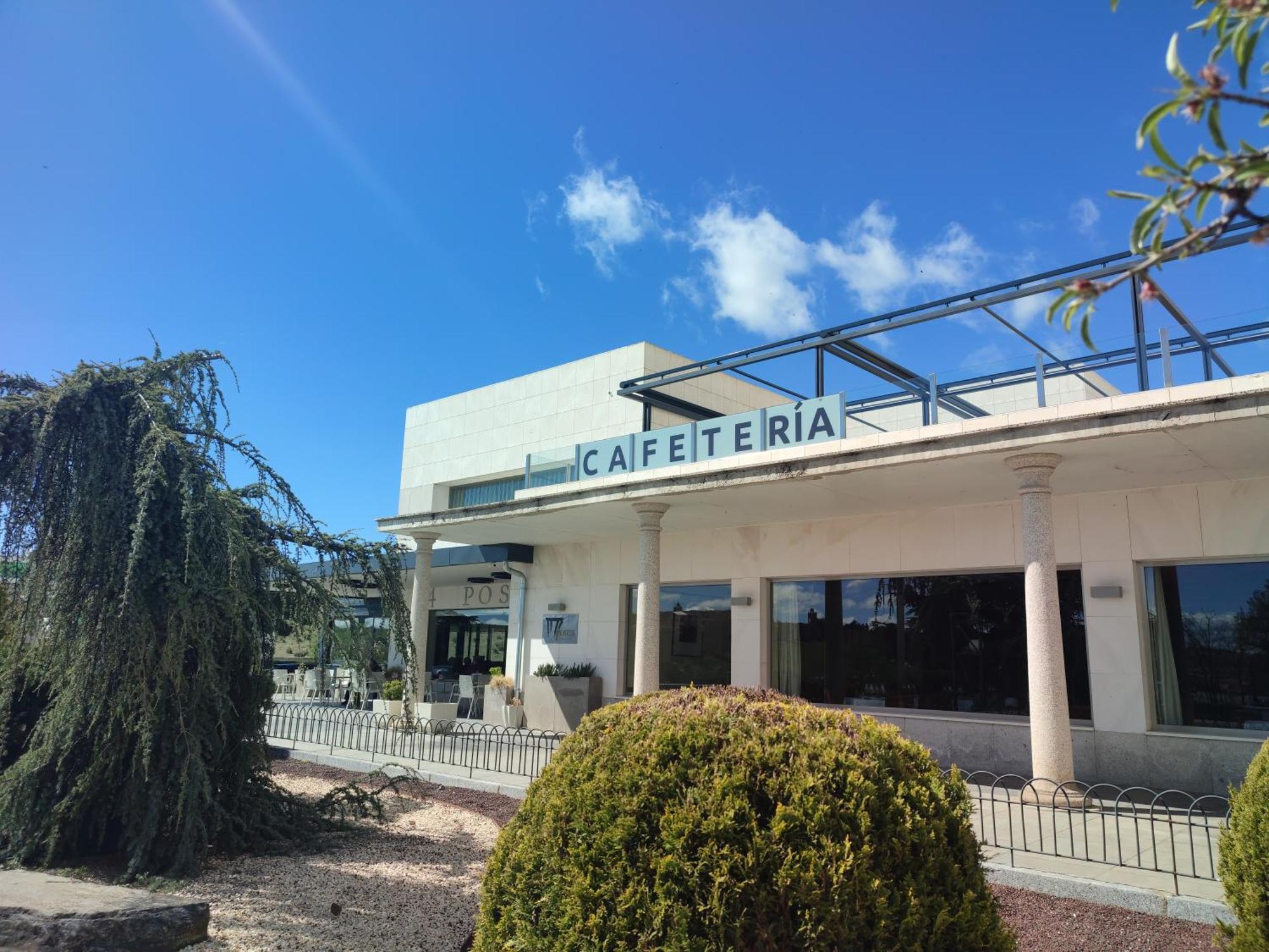 Hotel Sercotel Cuatro Postes Ávila Luaran gambar