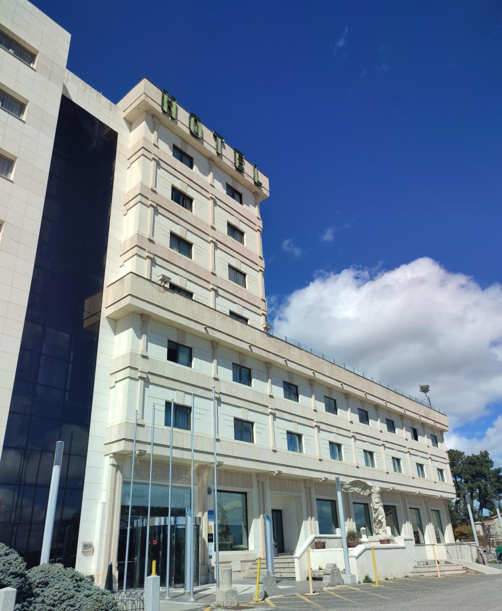 Hotel Sercotel Cuatro Postes Ávila Luaran gambar