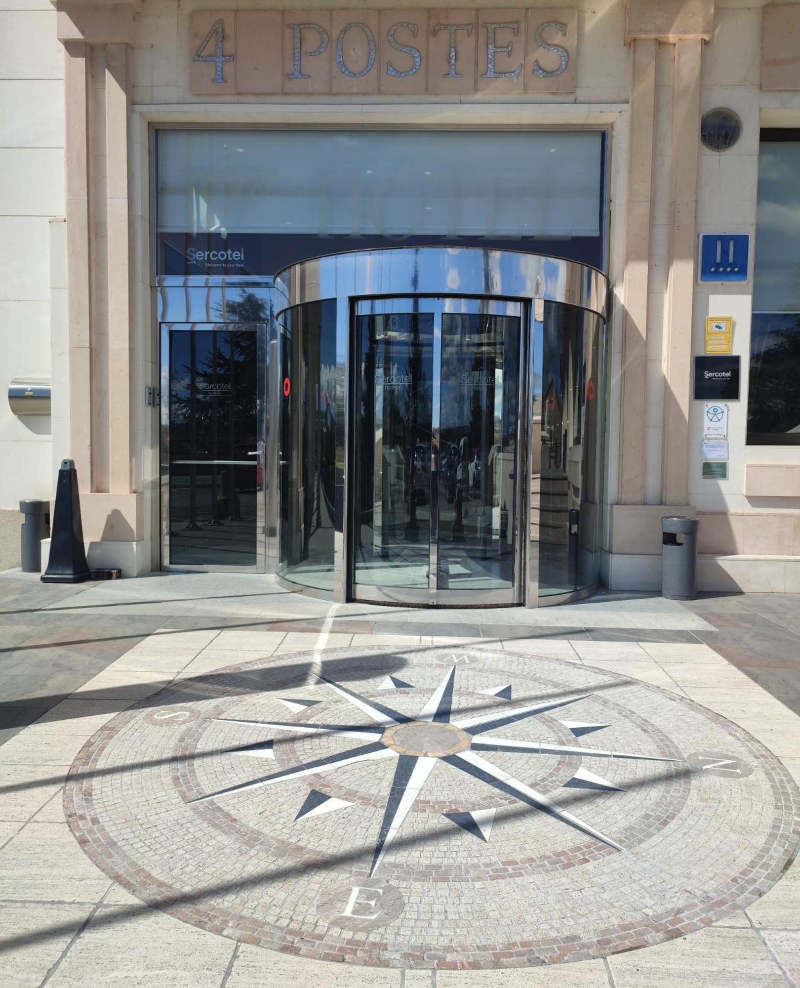 Hotel Sercotel Cuatro Postes Ávila Luaran gambar