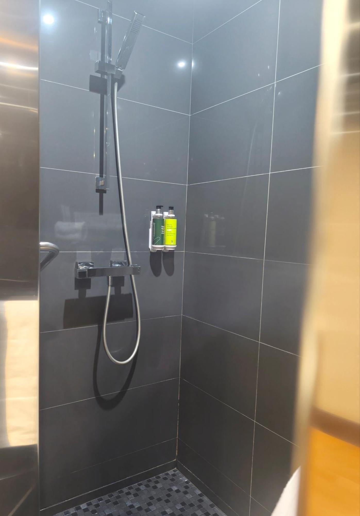 Hotel Sercotel Cuatro Postes Ávila Luaran gambar